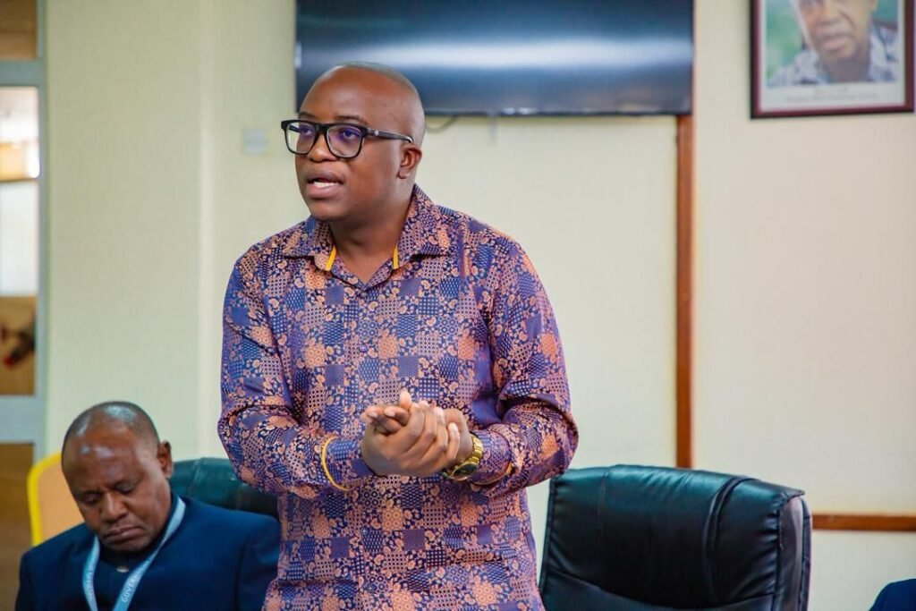 MAPINDUZI MAPYA YA UCHUMI WA KITAIFA KWENYE MADINI 2 MAPINDUZI MAPYA YA UCHUMI WA KITAIFA KWENYE MADINI-pesatu.co.tz