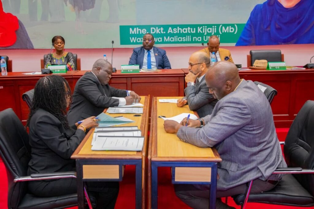 MIKATABA YA BIL.63 TAWA YATOA MWELEKEO MPYA WA UTALII 5 MIKATABA YA BIL.63 TAWA YATOA MWELEKEO MPYA WA UTALII-pesatu.co.tz