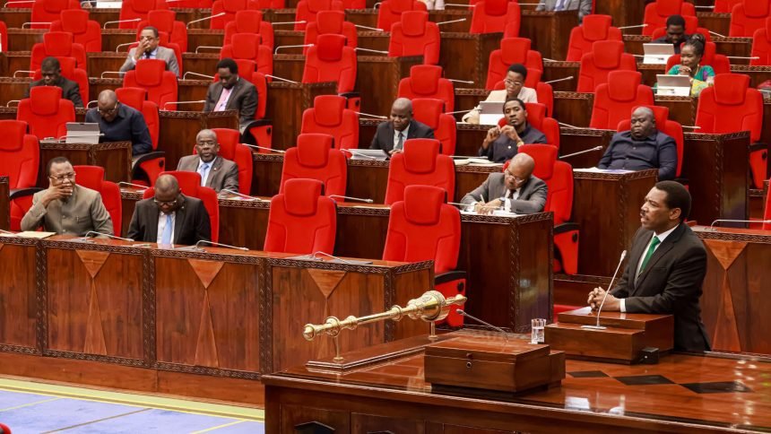 WAFANYABIASHARA WAONYWA KUPANDISHA BEI YA CHAKULA 5 WAFANYABIASHARA WAONYWA KUPANDISHA BEI YA CHAKULA -pesatu.co.tz