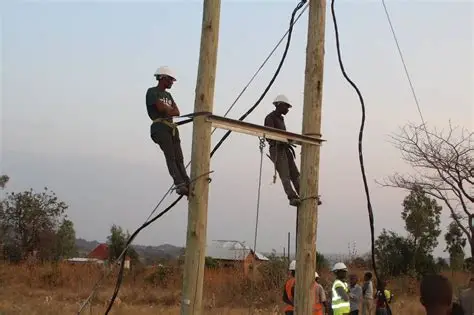 SERIKALI INAVYOJIPANGA UTEKELEZAJI WA UMEME VIJIJINI 3 SERIKALI INAVYOJIPANGA UTEKELEZAJI WA UMEME VIJIJINI-pesatu.co.tz