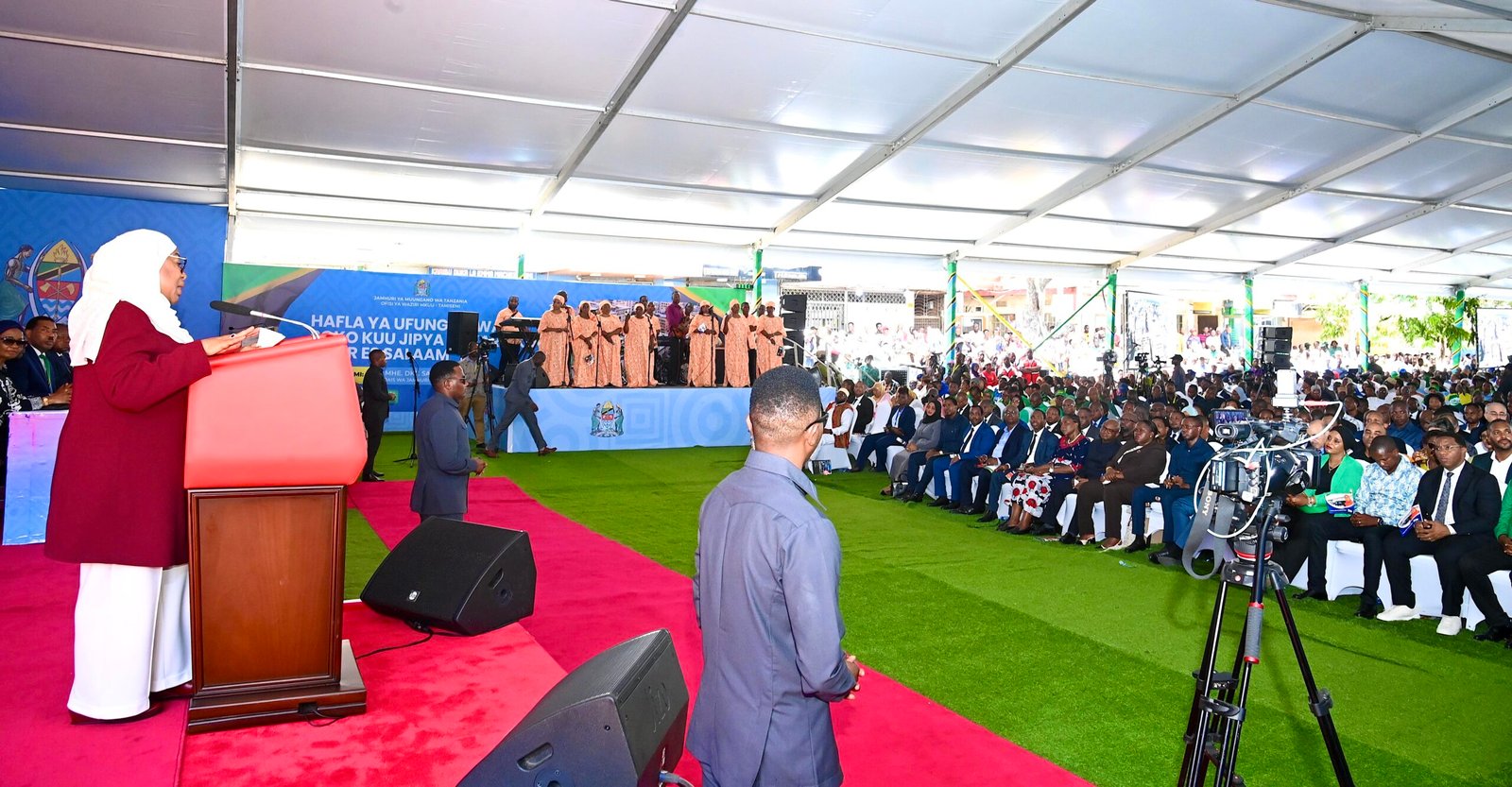 UZINDUZI SOKO LA KARIAKOO ALAMA YA MAGEUZI YA UCHUMI 3 UZINDUZI SOKO LA KARIAKOO ALAMA YA MAGEUZI YA UCHUMI -pesatu.co.tz